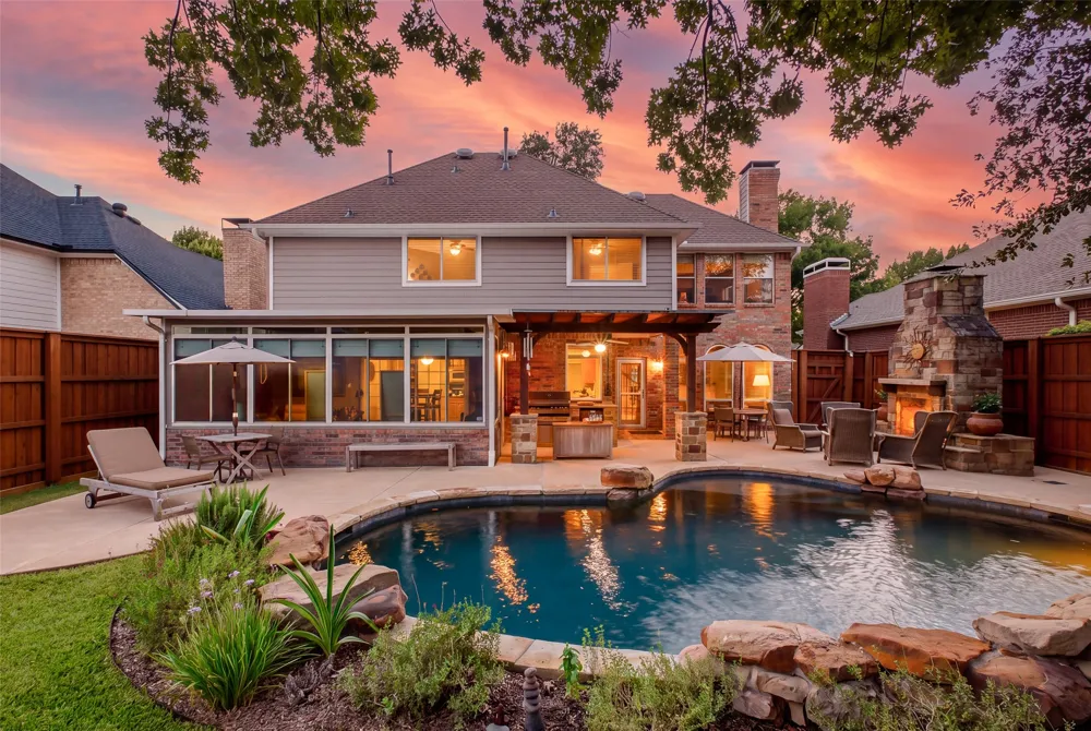 14616 Waterview Circle Addison, TX 75001