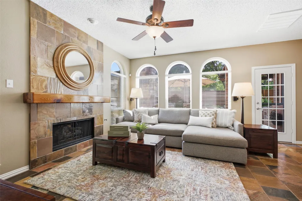 14616 Waterview Circle Addison, TX 75001