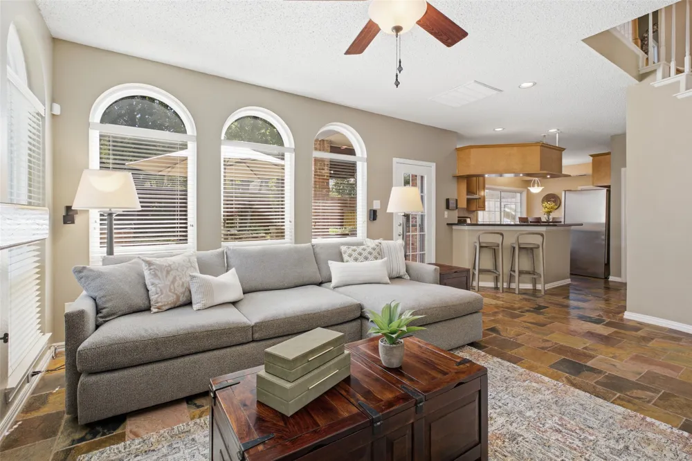 14616 Waterview Circle Addison, TX 75001