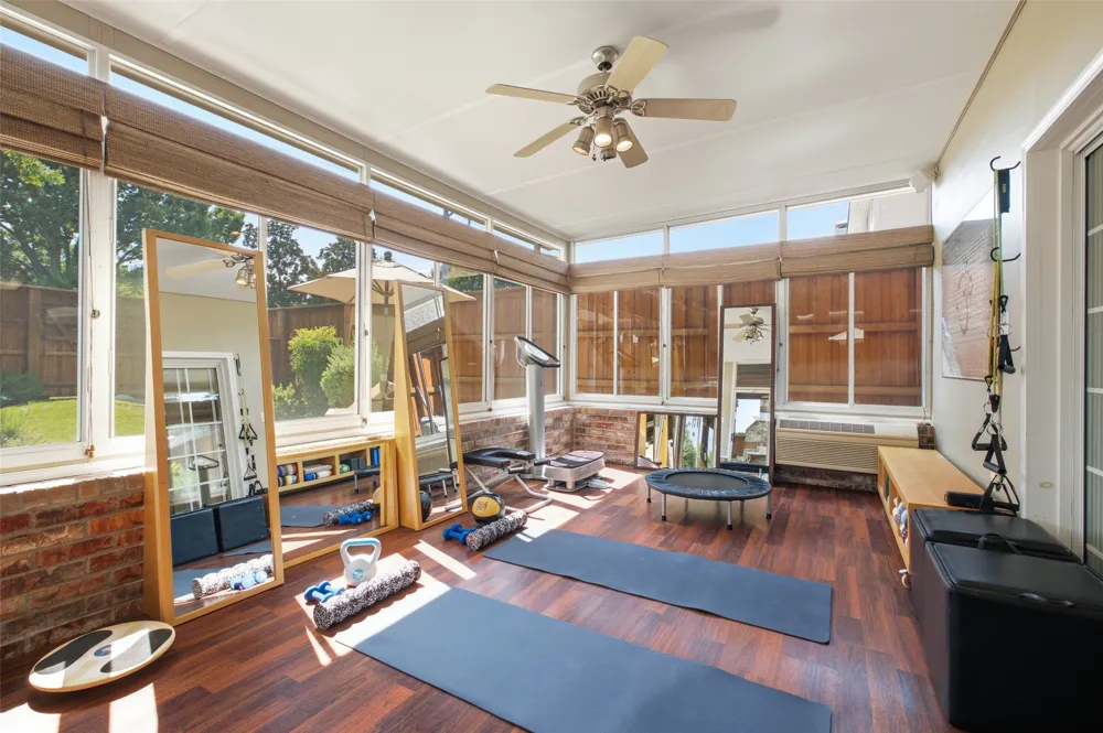 14616 Waterview Circle Addison, TX 75001