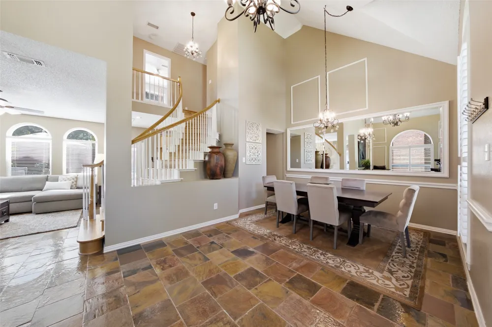 14616 Waterview Circle Addison, TX 75001
