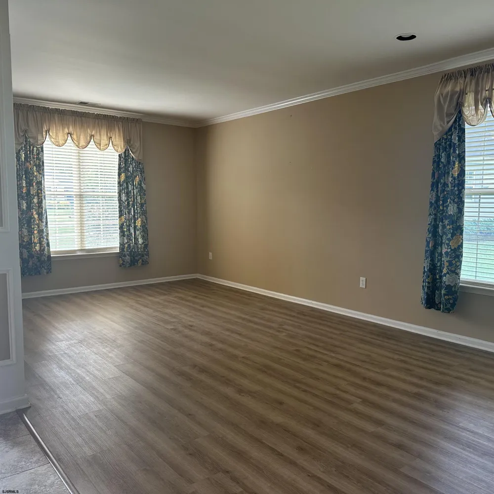 519 Emerson Ct Galloway Township, NJ 08205