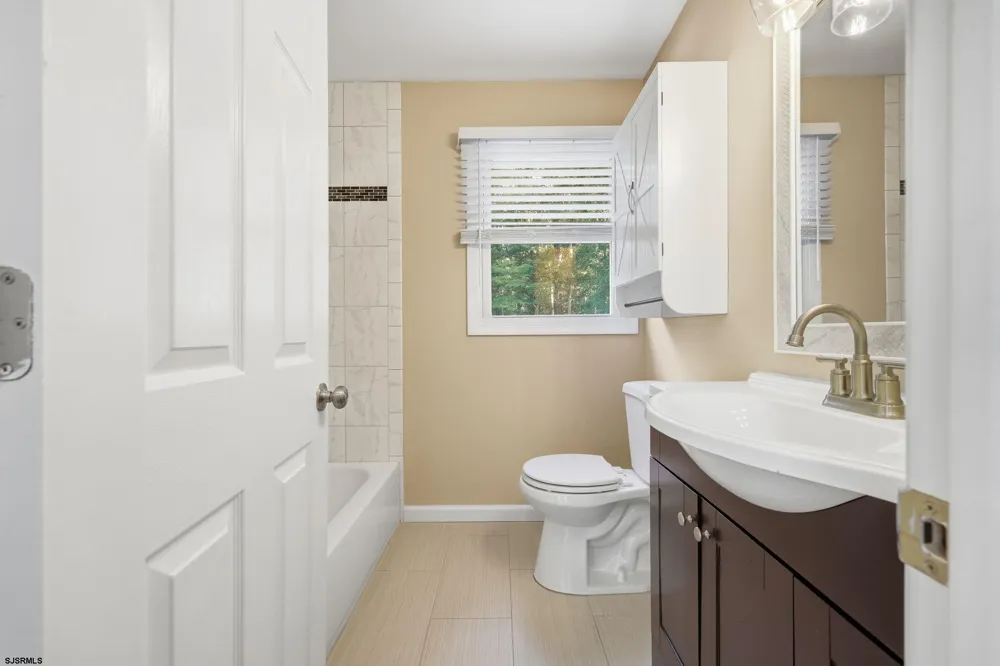 112 Spray Ave Egg Harbor Township, NJ 08234