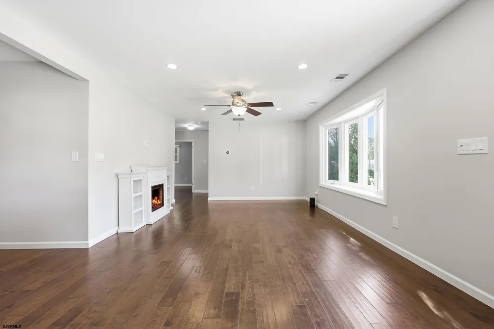 112 Spray Ave Egg Harbor Township, NJ 08234