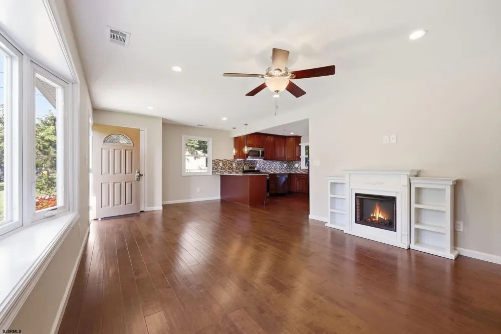 112 Spray Ave Egg Harbor Township, NJ 08234
