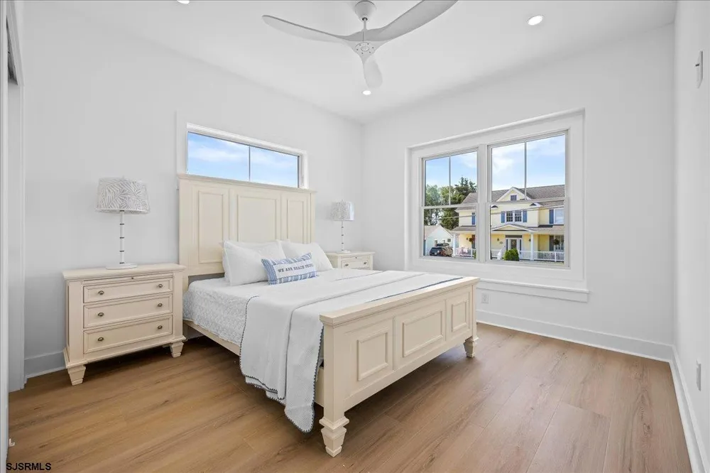 323 N Huntington Ave Margate, NJ 08402