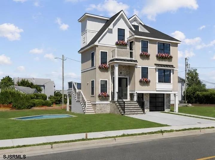 323 N Huntington Ave Margate, NJ 08402
