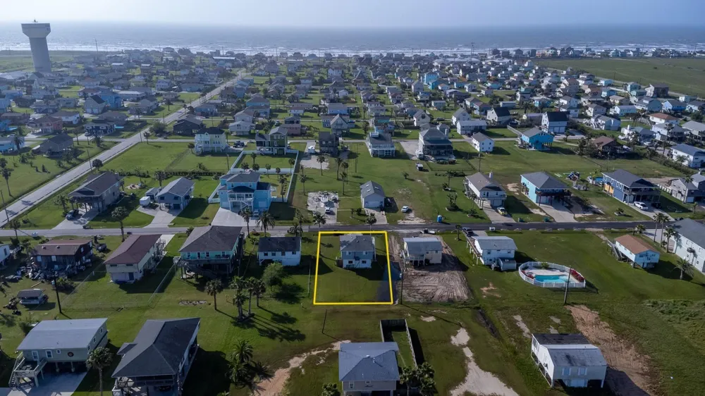 16622 John Silver Road Galveston, TX 77554