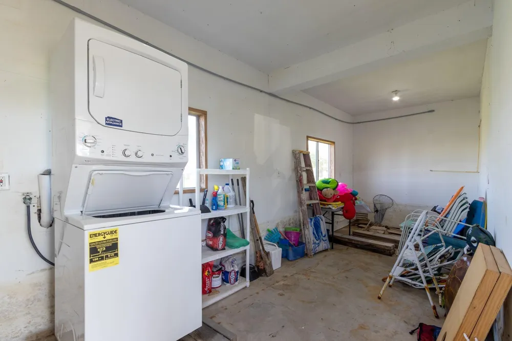 16622 John Silver Road Galveston, TX 77554
