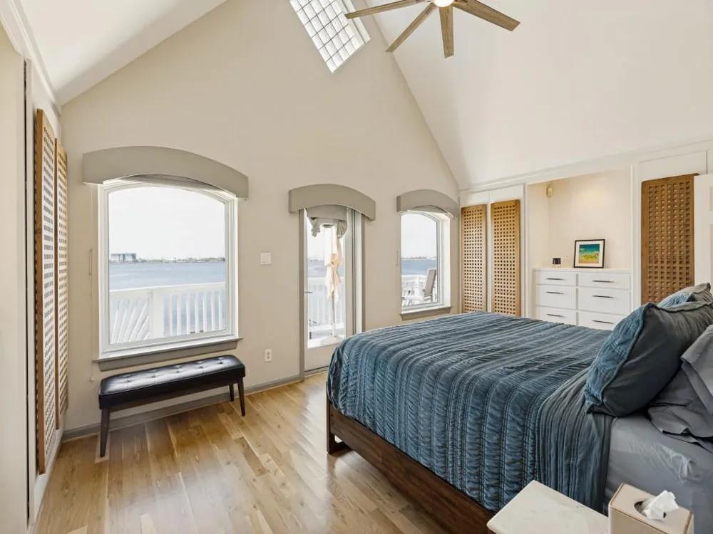 7312 Offats Point Circle Galveston, TX 77551