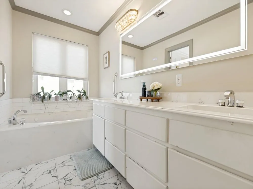 7312 Offats Point Circle Galveston, TX 77551