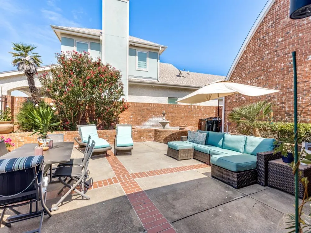 7312 Offats Point Circle Galveston, TX 77551