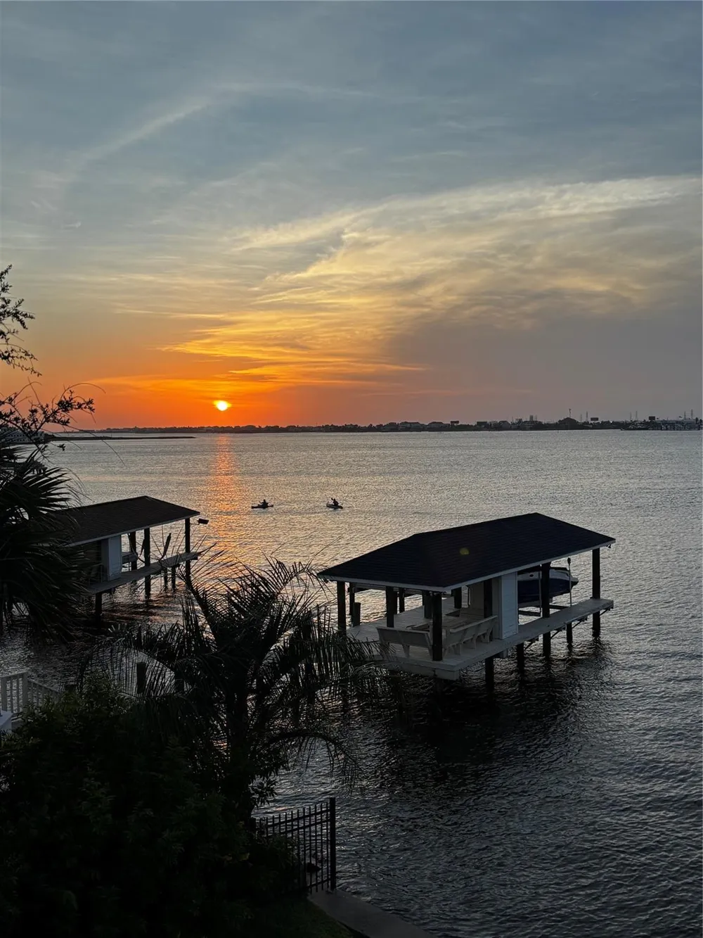 7312 Offats Point Circle Galveston, TX 77551