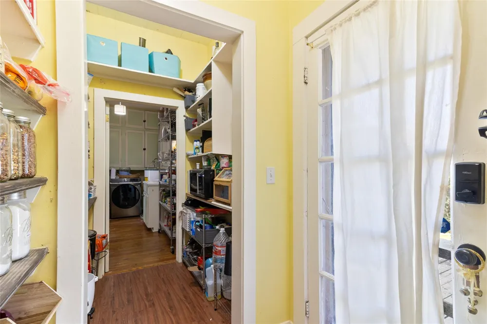 2420 Avenue H Bay City, TX 77414
