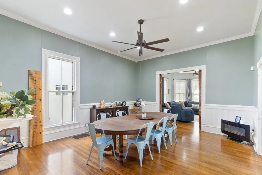 2420 Avenue H Bay City, TX 77414