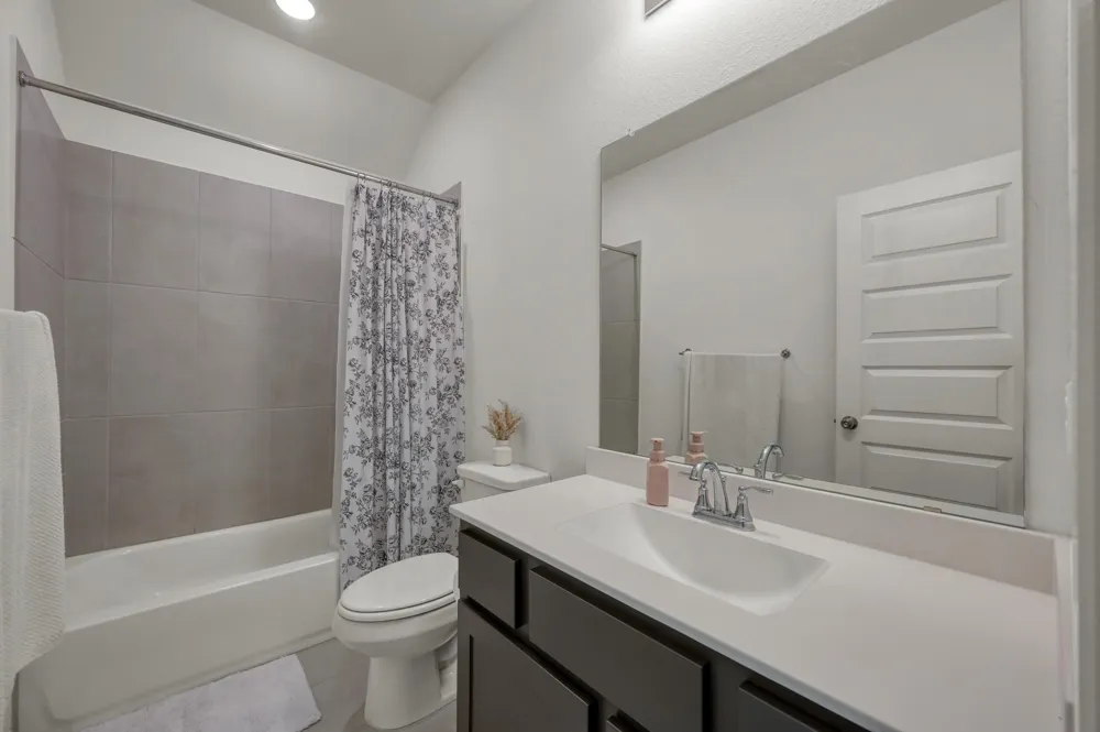 2210 Seneca Lake Drive La Marque, TX 77568