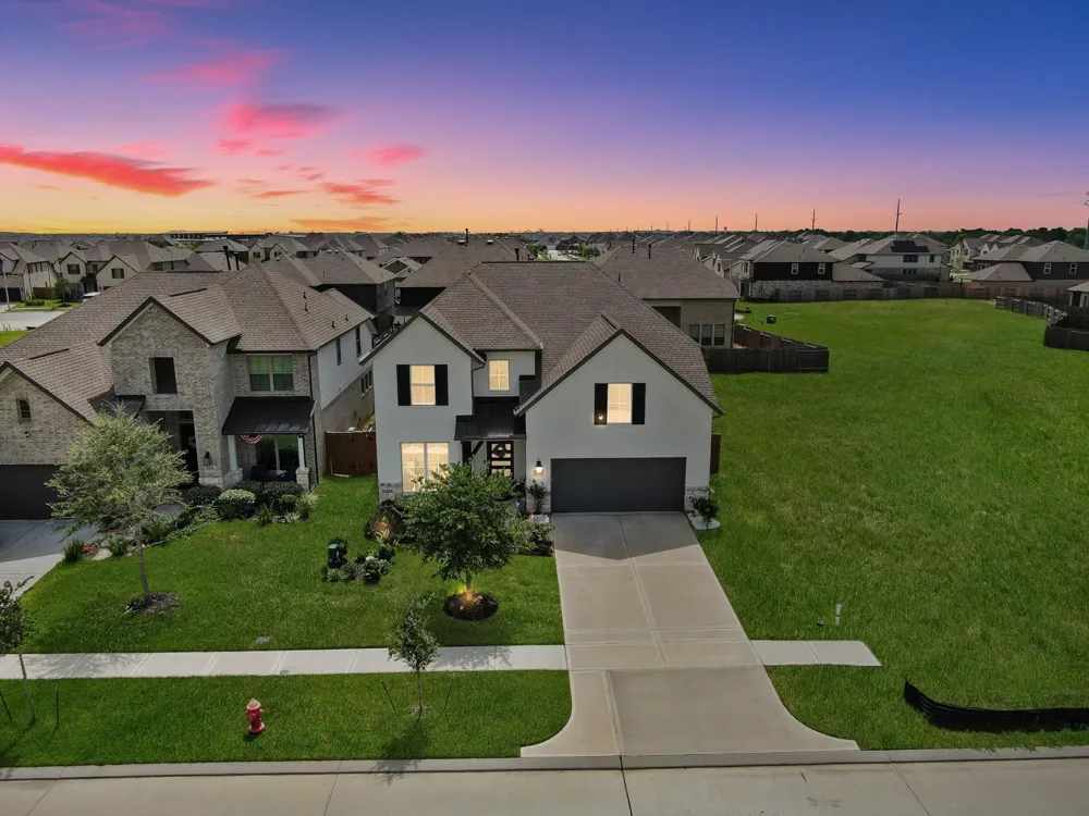 2210 Seneca Lake Drive La Marque, TX 77568