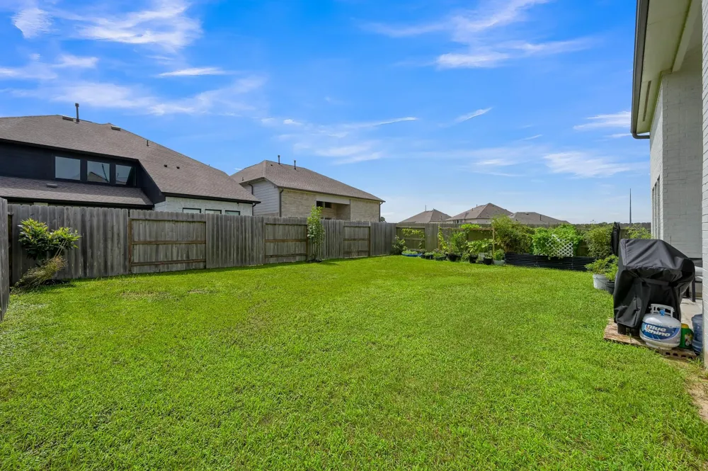 2210 Seneca Lake Drive La Marque, TX 77568