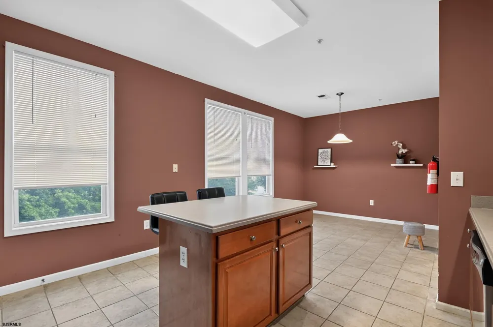 126 Dunlin Ln Egg Harbor Township, NJ 08232
