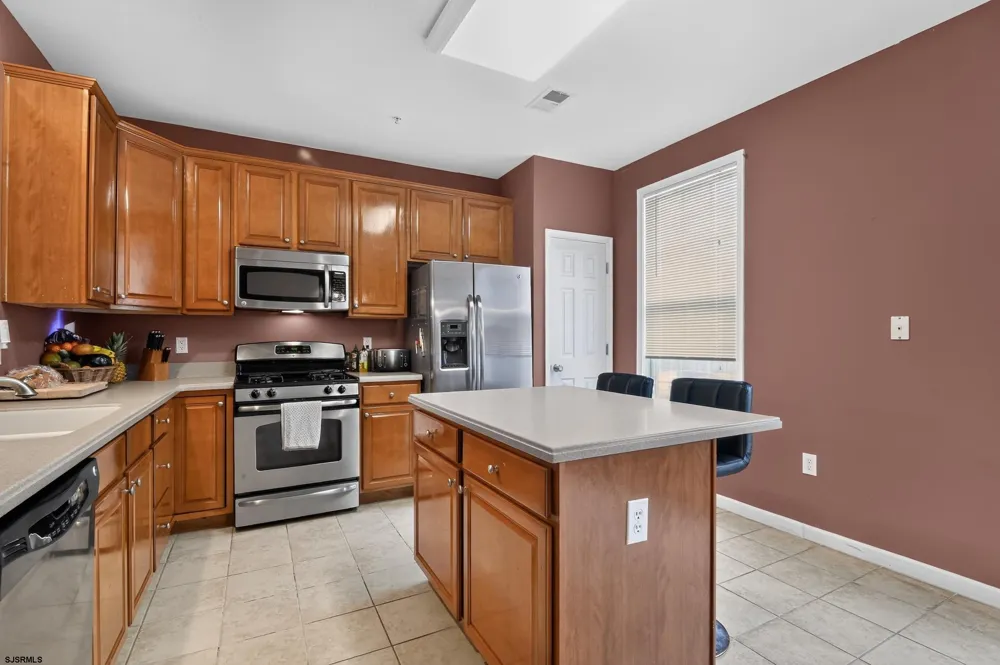 126 Dunlin Ln Egg Harbor Township, NJ 08232
