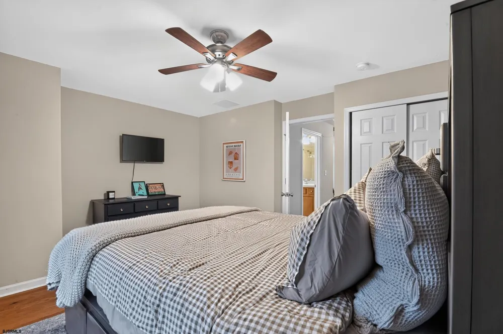 126 Dunlin Ln Egg Harbor Township, NJ 08232