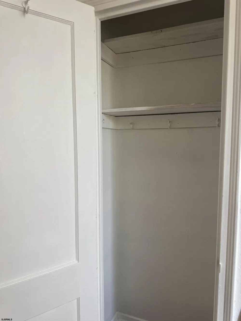 11 S Nashville B2 Ventnor, NJ 08406