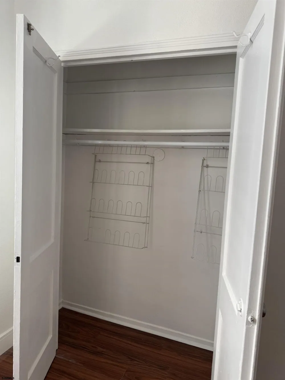 11 S Nashville B2 Ventnor, NJ 08406