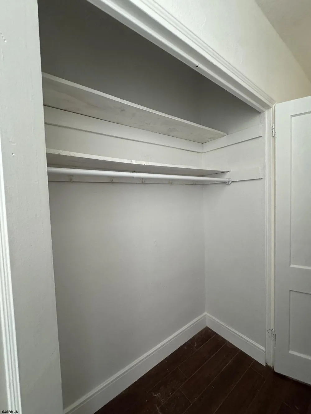 11 S Nashville B2 Ventnor, NJ 08406
