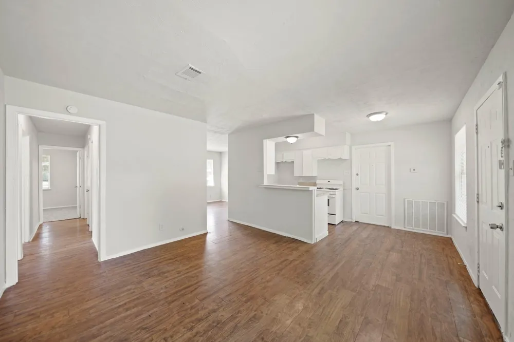 306 Pear Street La Marque, TX 77568