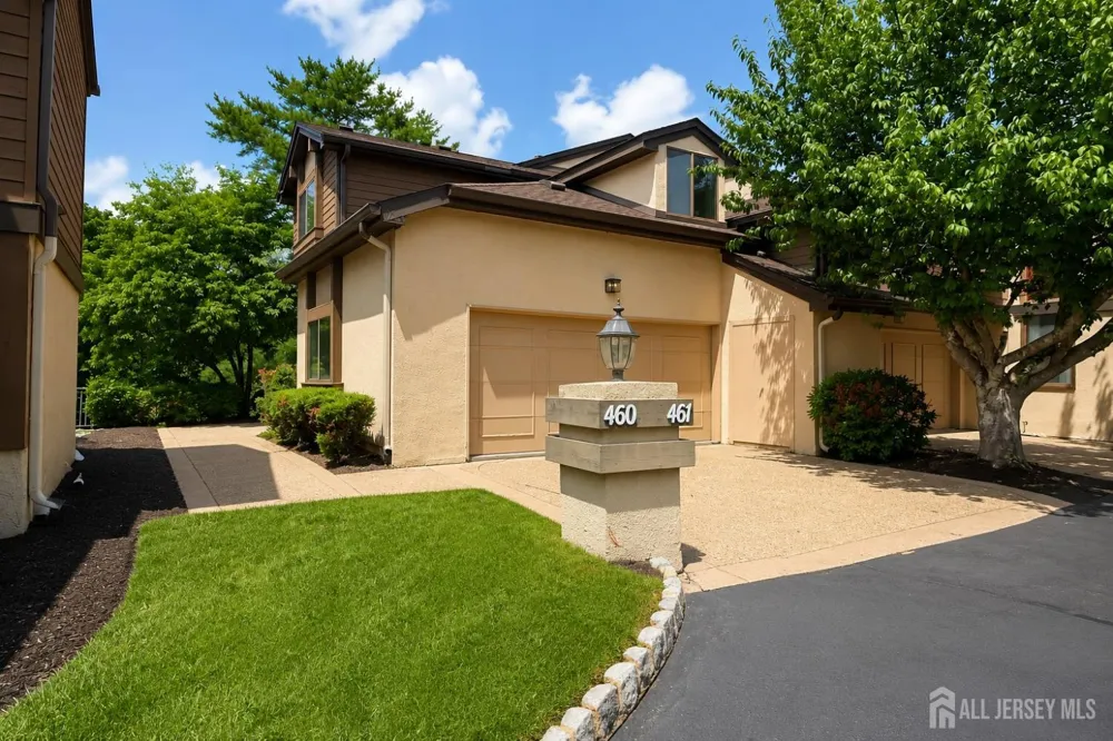 460 Sayre Drive Plainsboro, NJ 08540
