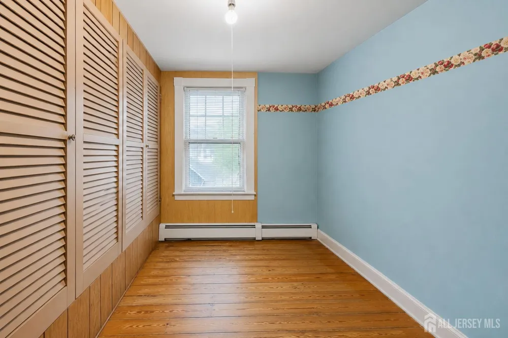 44 John Street Helmetta, NJ 08828