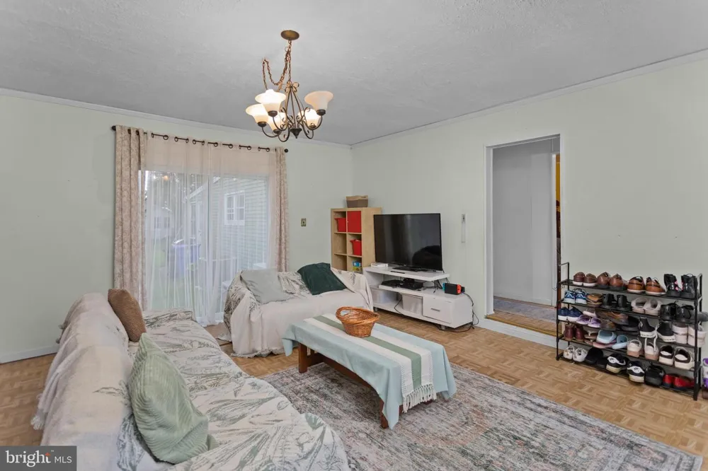 222 WASHINGTON STREET Fieldsboro, NJ 08505