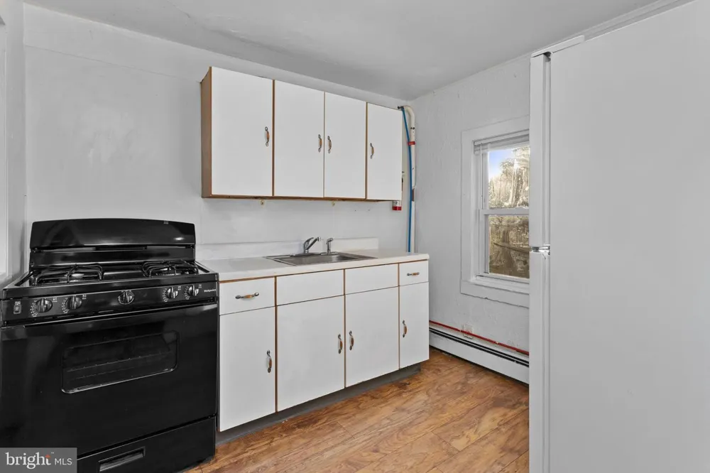 222 WASHINGTON STREET Fieldsboro, NJ 08505