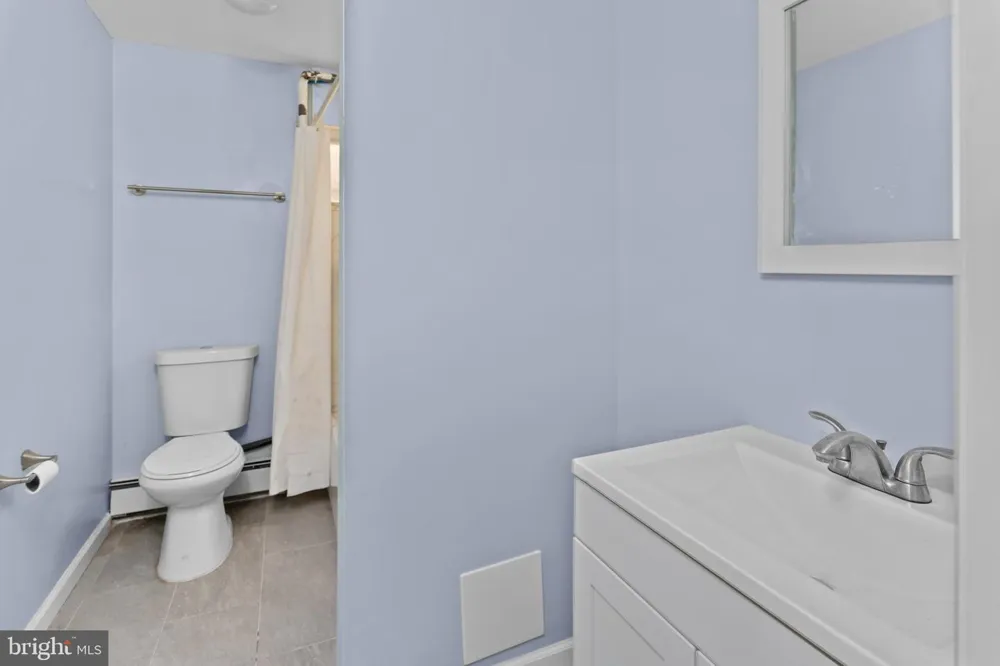 222 WASHINGTON STREET Fieldsboro, NJ 08505