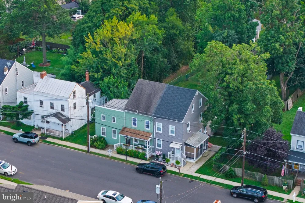 222 WASHINGTON STREET Fieldsboro, NJ 08505