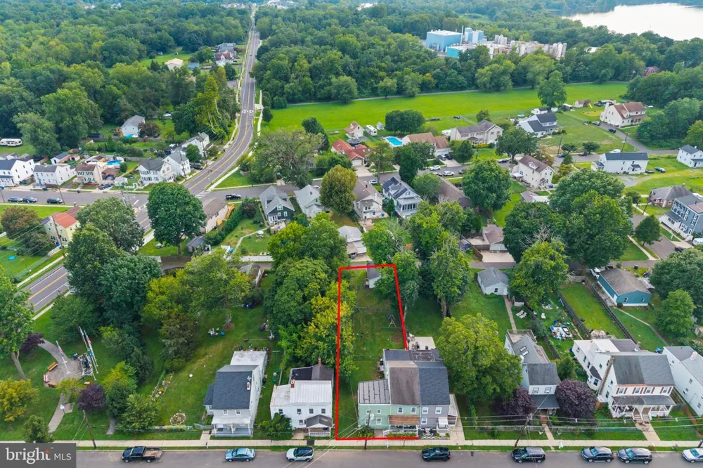 222 WASHINGTON STREET Fieldsboro, NJ 08505