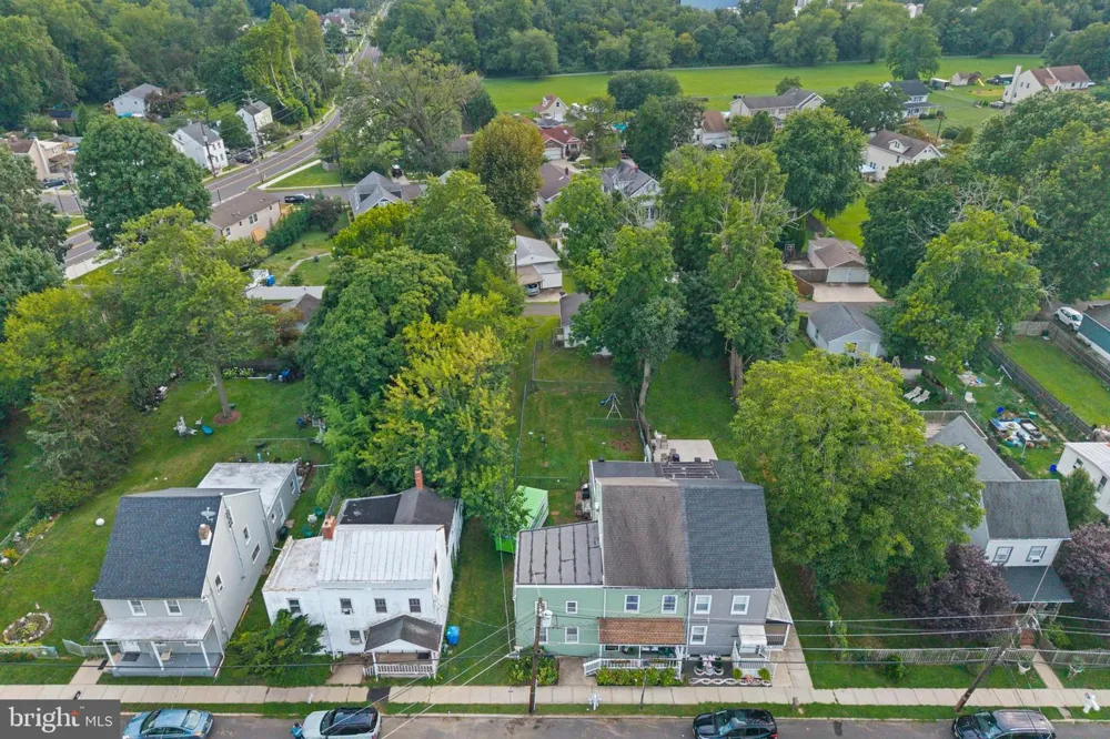 222 WASHINGTON STREET Fieldsboro, NJ 08505