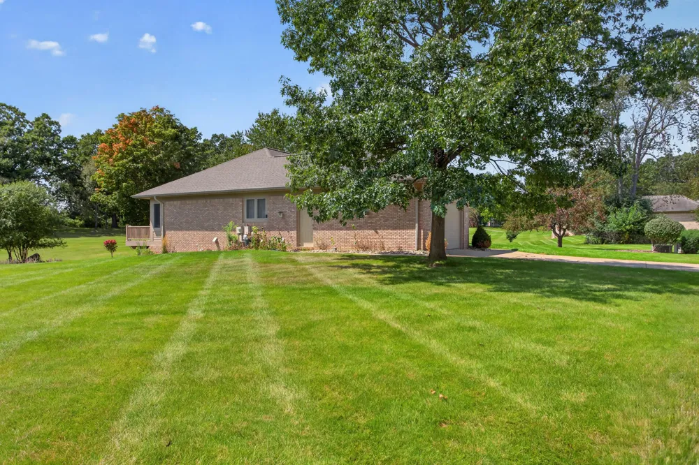2619 Mulligan Drive Jackson, MI 49203
