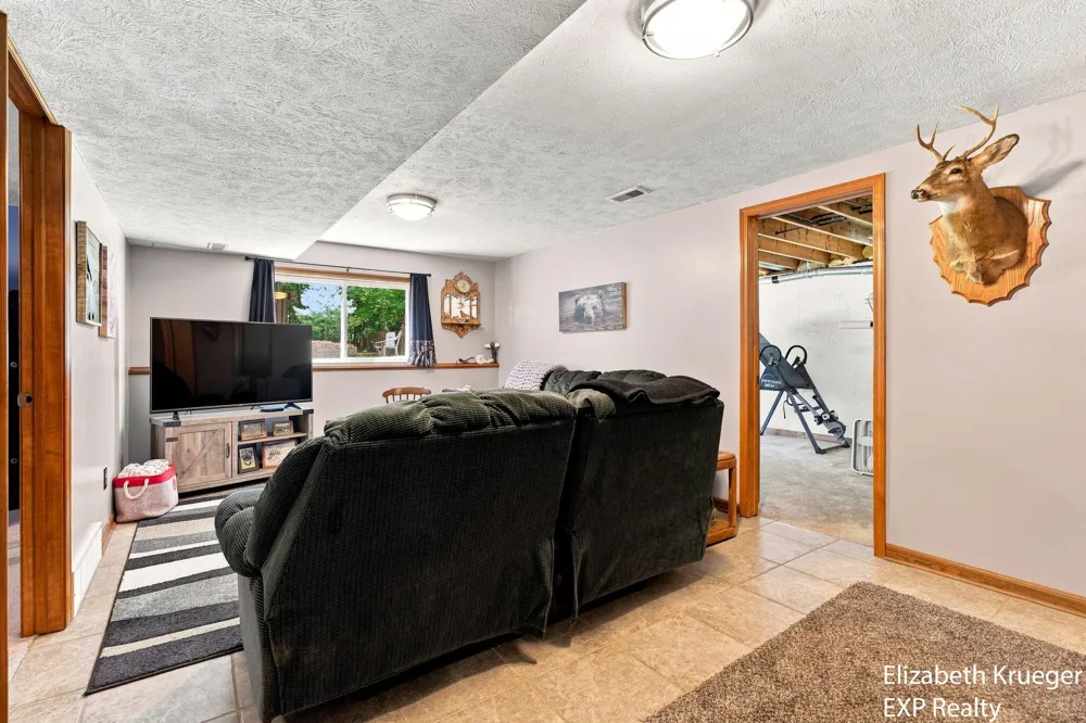 12389 112th Avenue Grand Haven, MI 49417