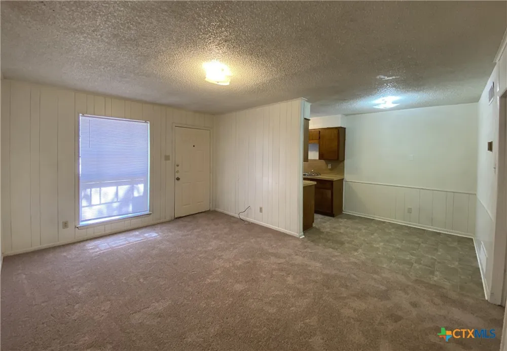 1105 Parmer Avenue Killeen, TX 76541