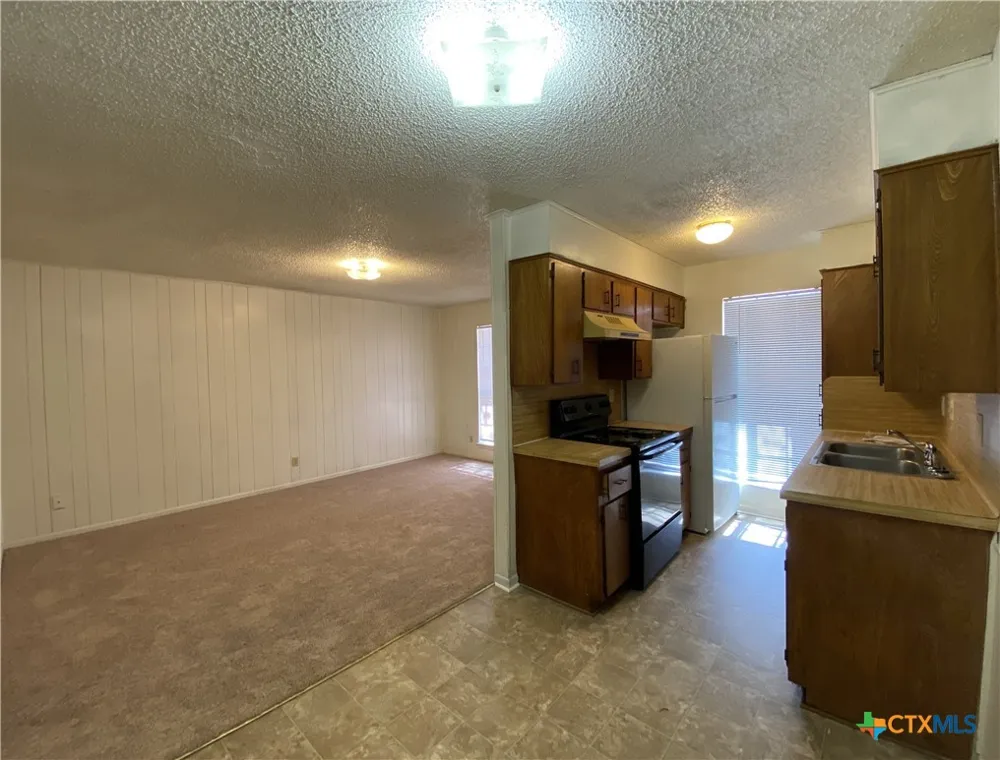 1105 Parmer Avenue Killeen, TX 76541