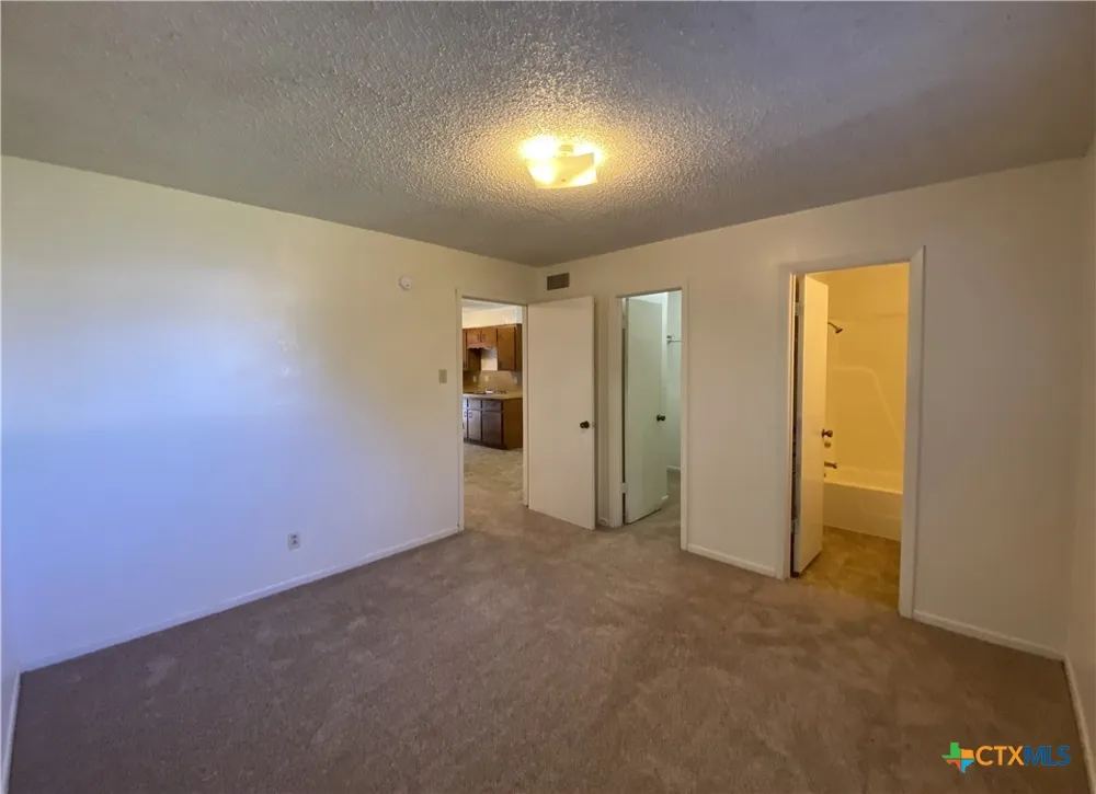 1105 Parmer Avenue Killeen, TX 76541