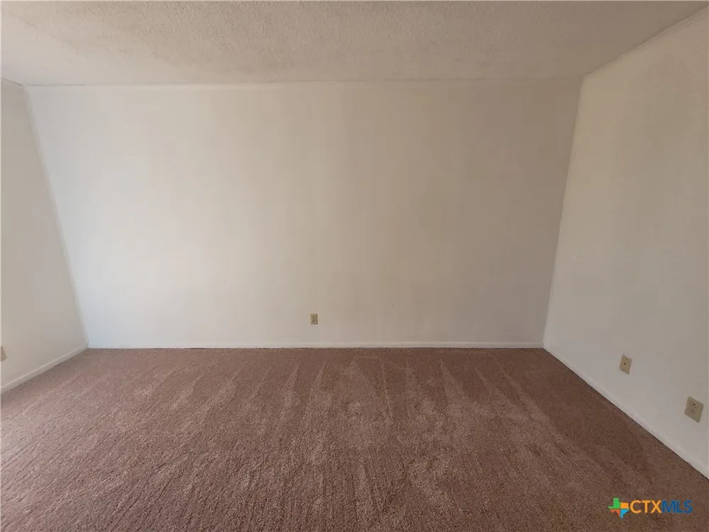 1105 Parmer Avenue Killeen, TX 76541