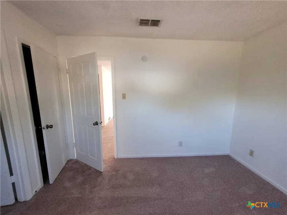 1105 Parmer Avenue Killeen, TX 76541