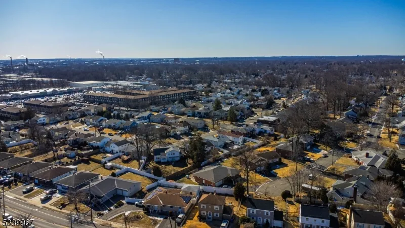 1015 Georgian Dr Linden City, NJ 07036