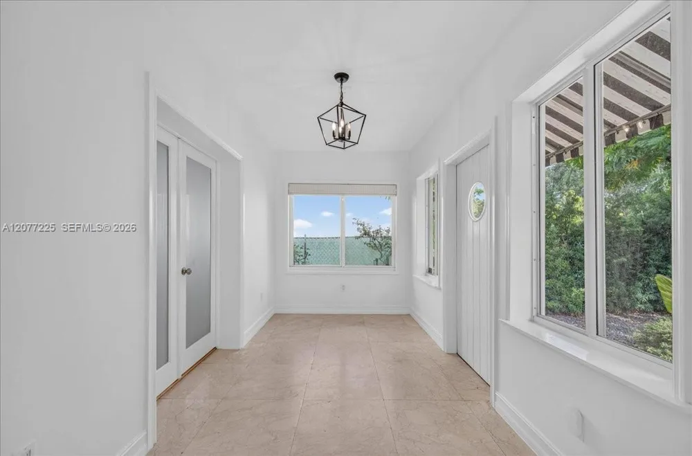 763 NE 75th St Miami, FL 33138