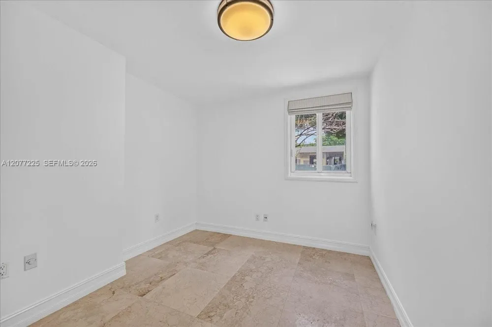 763 NE 75th St Miami, FL 33138