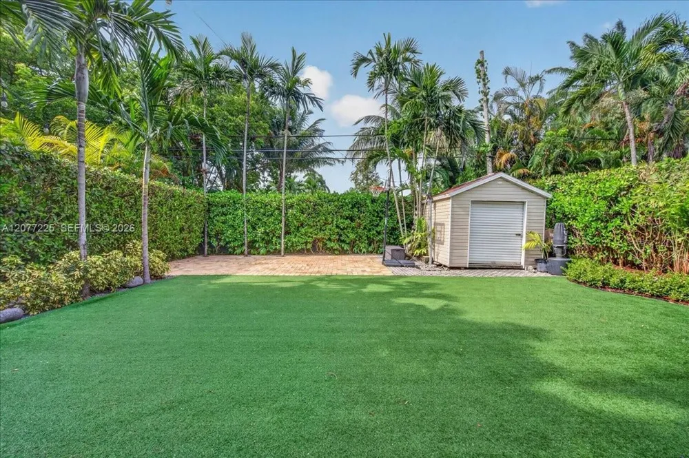 763 NE 75th St Miami, FL 33138