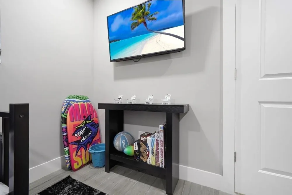 2817 NE 9TH AVENUE Wilton Manors, FL 33334
