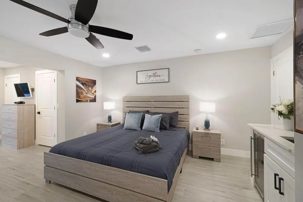 2817 NE 9TH AVENUE Wilton Manors, FL 33334